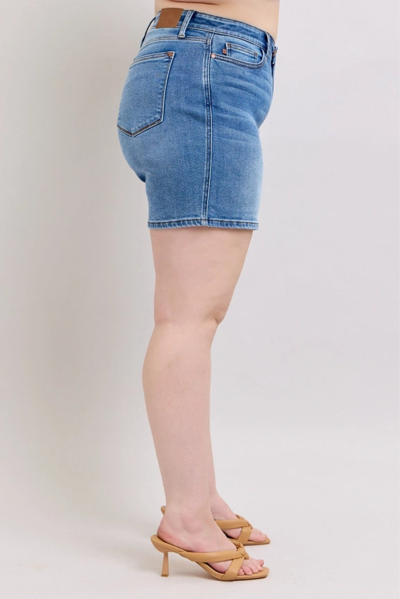 Judy Blue - Dad Jean Short - PLUS SIZE