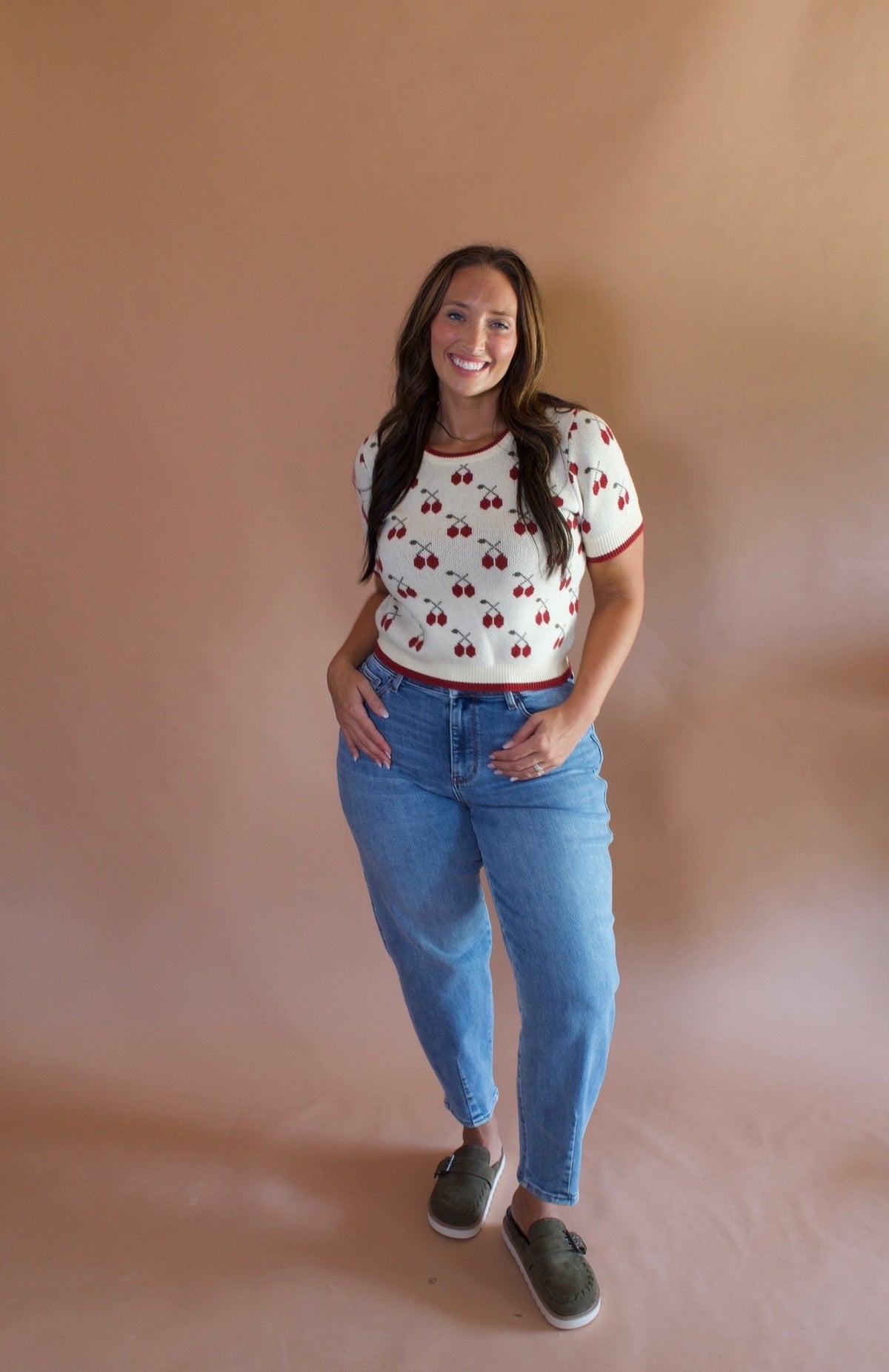 SHERRY CHERRY SWEATER
