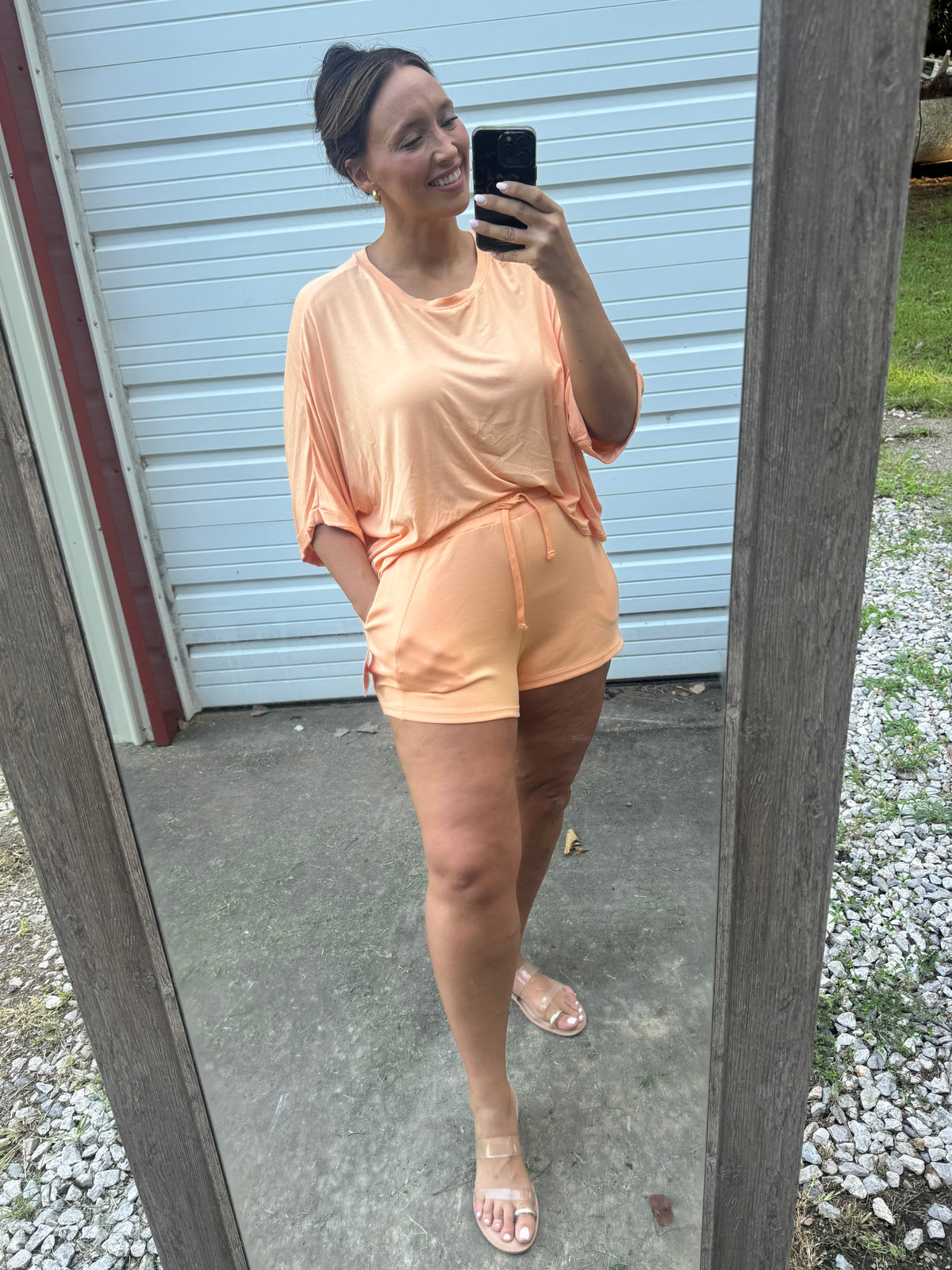 Light Flight Tee - Apricot