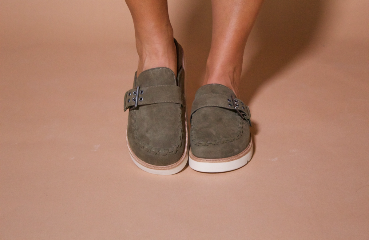 BURK CLOG - OLIVE