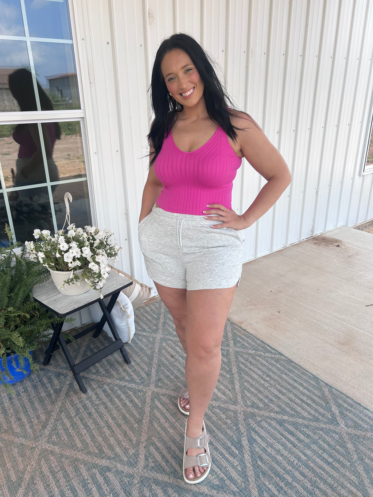 Scuba Elastic Waist Shorts w/ Pockets