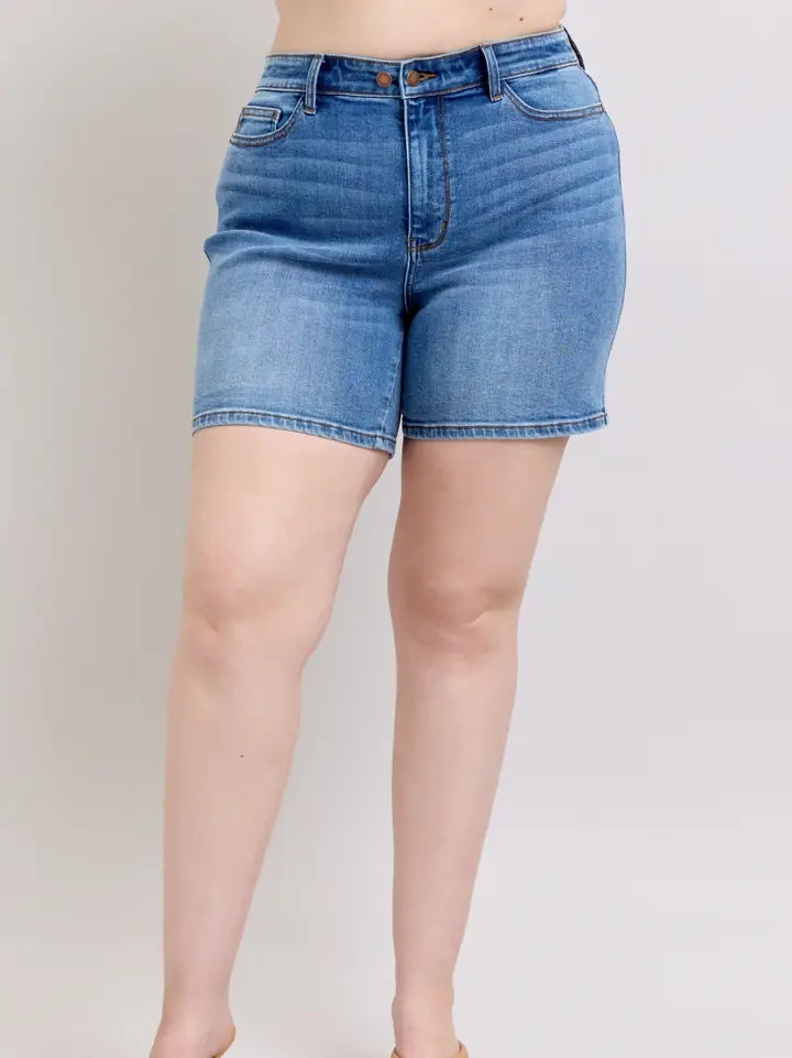 Judy Blue - Dad Jean Short - PLUS SIZE