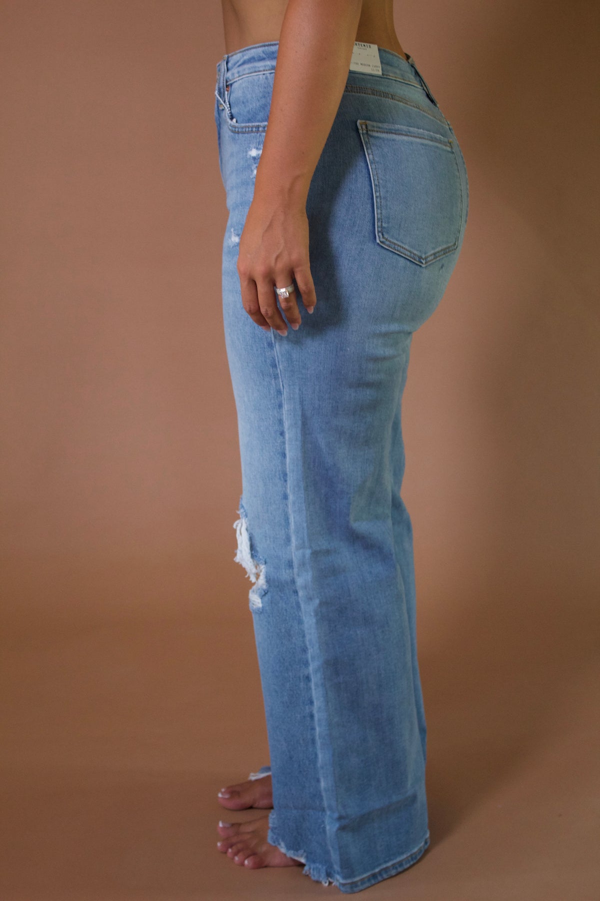 ARTEMIS DESTROYED JEANS